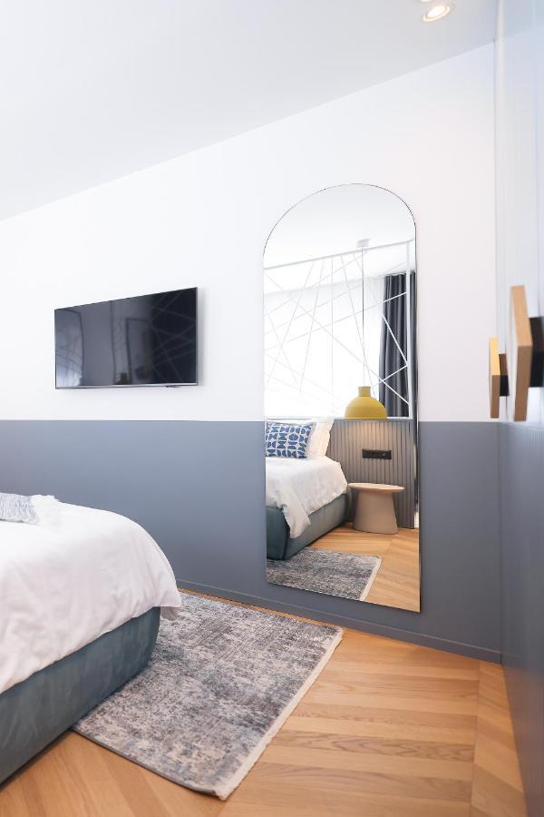 11 11 Apartment