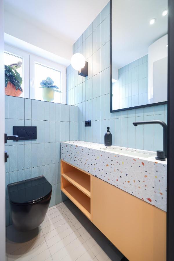 11 11 Apartment